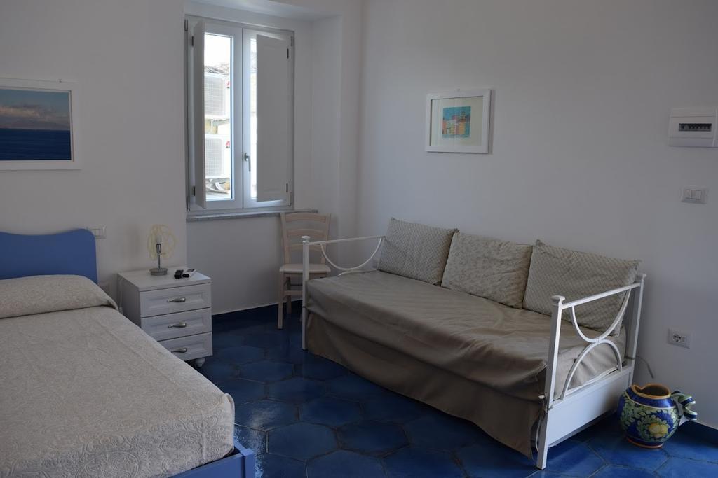 La Casa Di Cirro Apartment Procida Exterior photo