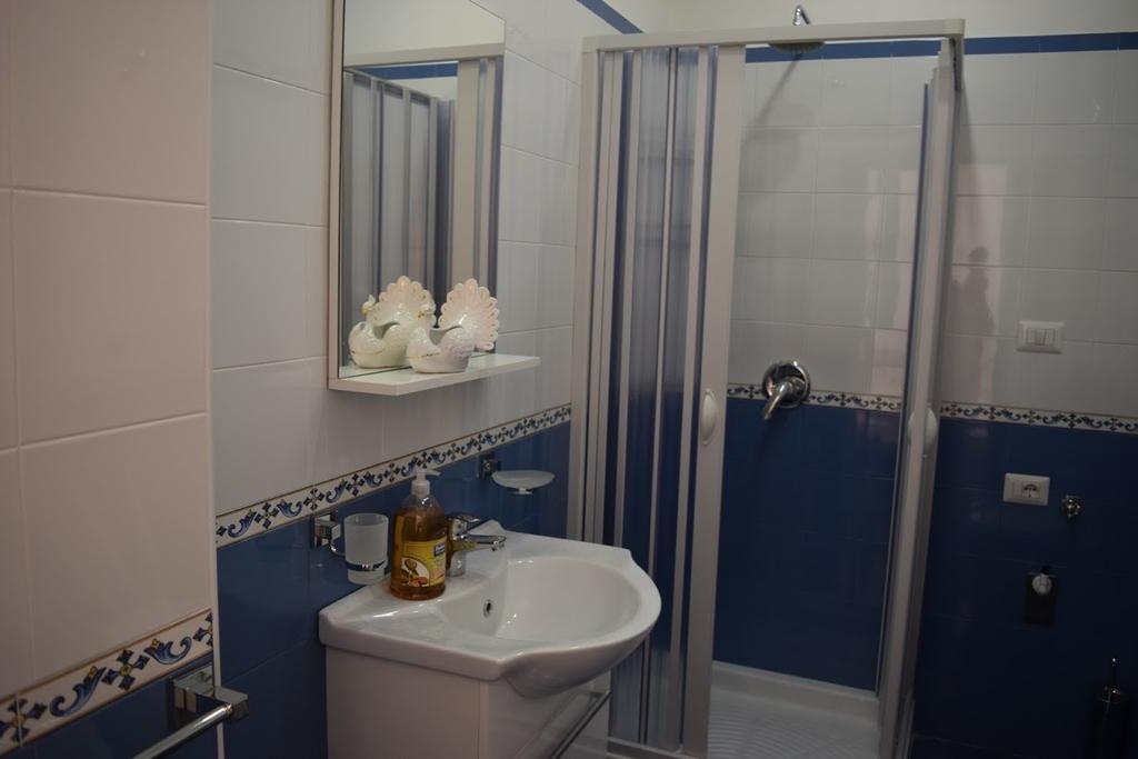 La Casa Di Cirro Apartment Procida Exterior photo